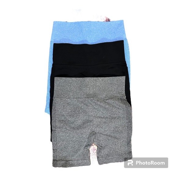 OQQ Pants - 075, OQQ, NWOT, 3 Pack High Waisted Yoga Shorts, Ribbed Seamless Tummy Cntrl,